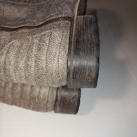 Matisse Roady Tall Distressed Leather Moto Boots size 9W  Brown - Picture 6 of 10
